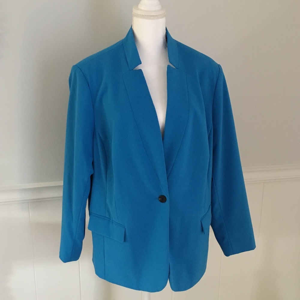 Vince Camuto Electric Blue Blazer - size 20W. EUC